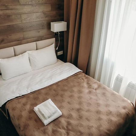 7 Boutique Hotel Ustʼ-Kamenogorsk Eksteriør billede