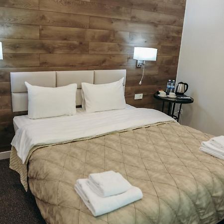 7 Boutique Hotel Ustʼ-Kamenogorsk Eksteriør billede