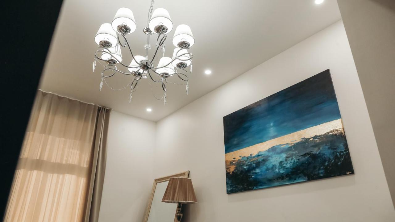 7 Boutique Hotel Ustʼ-Kamenogorsk Eksteriør billede